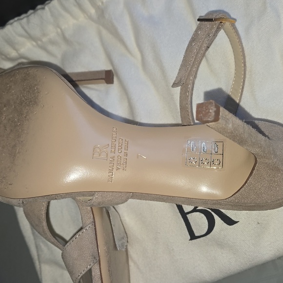 Sandals - Picture 4 of 4